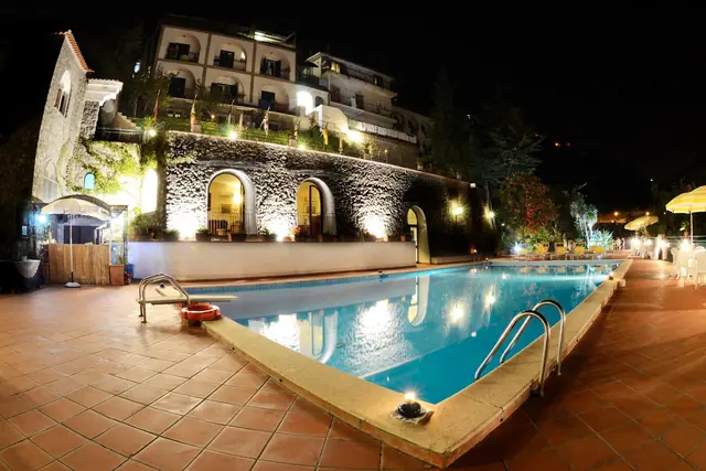 Foto della piscina 11