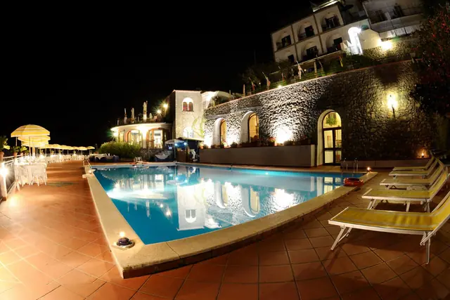 Foto della piscina 15